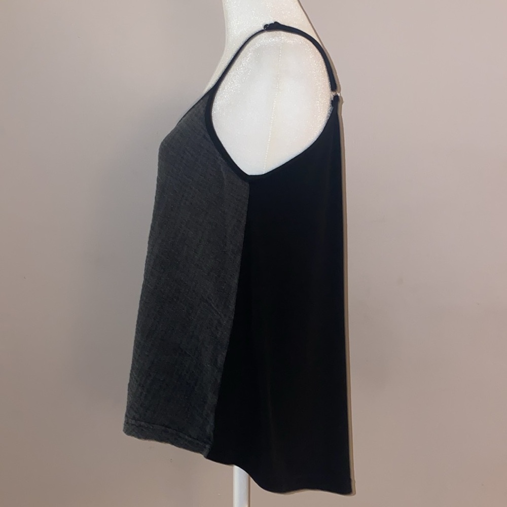 POL Color Block Flowy Cami - Picture 3 of 13